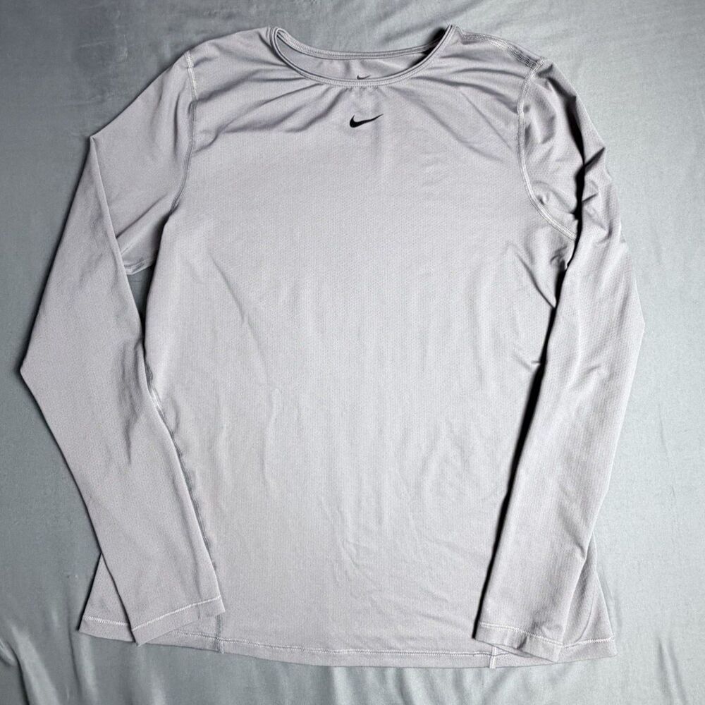 Women Nike L Dri-Fit Fitted Long Sleeve Gray Layering Shirt Running Gym Athletic
